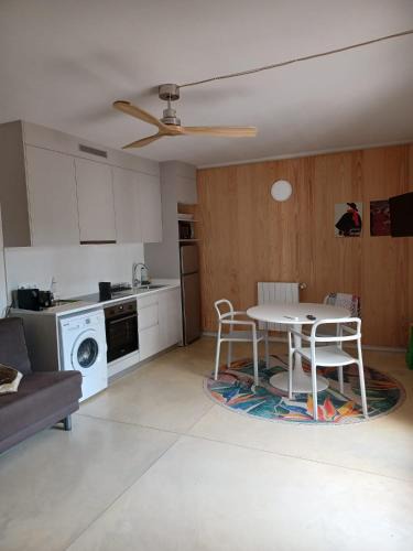 Banyoles Apartment | Travertí de Banyoles