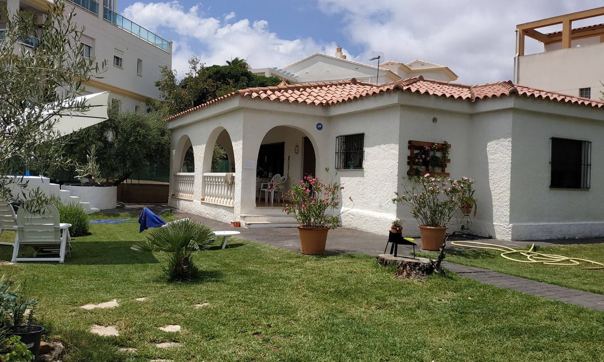Alcossebre Ski Chalet | Vacaciones en Alcossebre, trato directo con el propietario