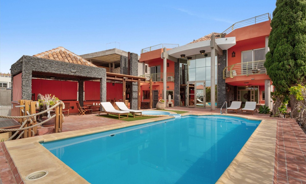Costa Adeje House | Vacation Home 'Karat Kanaria' with Sea View, Wi-Fi and Air Conditioning
