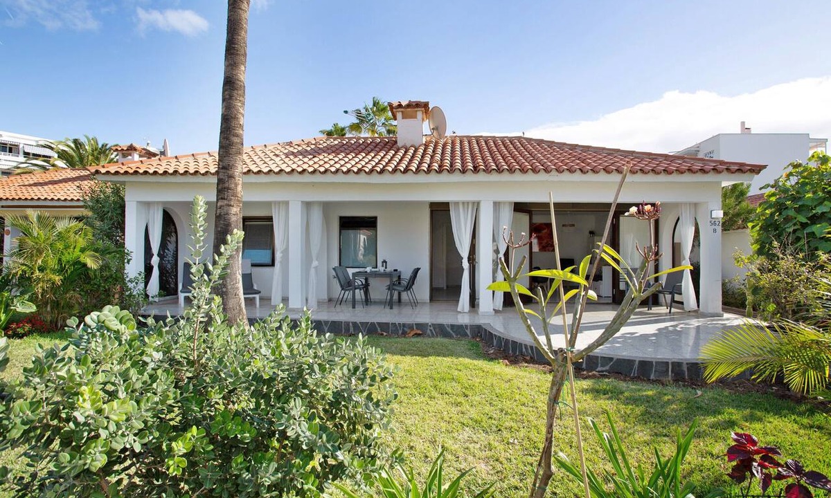 Maspalomas House | Vacation Home "Sun Club Maspalomas" with Pool, Tennis Court & Wi-Fi