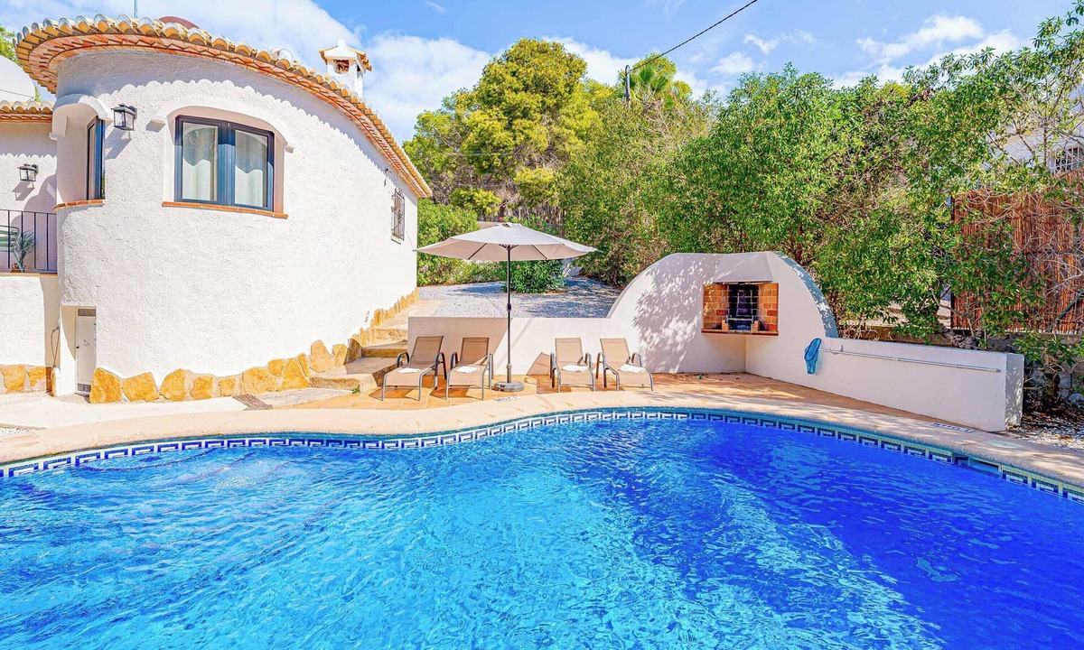 El Tosalet Villa | Villa Abeto - Two Bedroom Villa, Sleeps 4