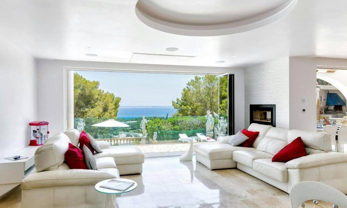 Portals Nous Villa | Villa above Marina Puerto Portals
