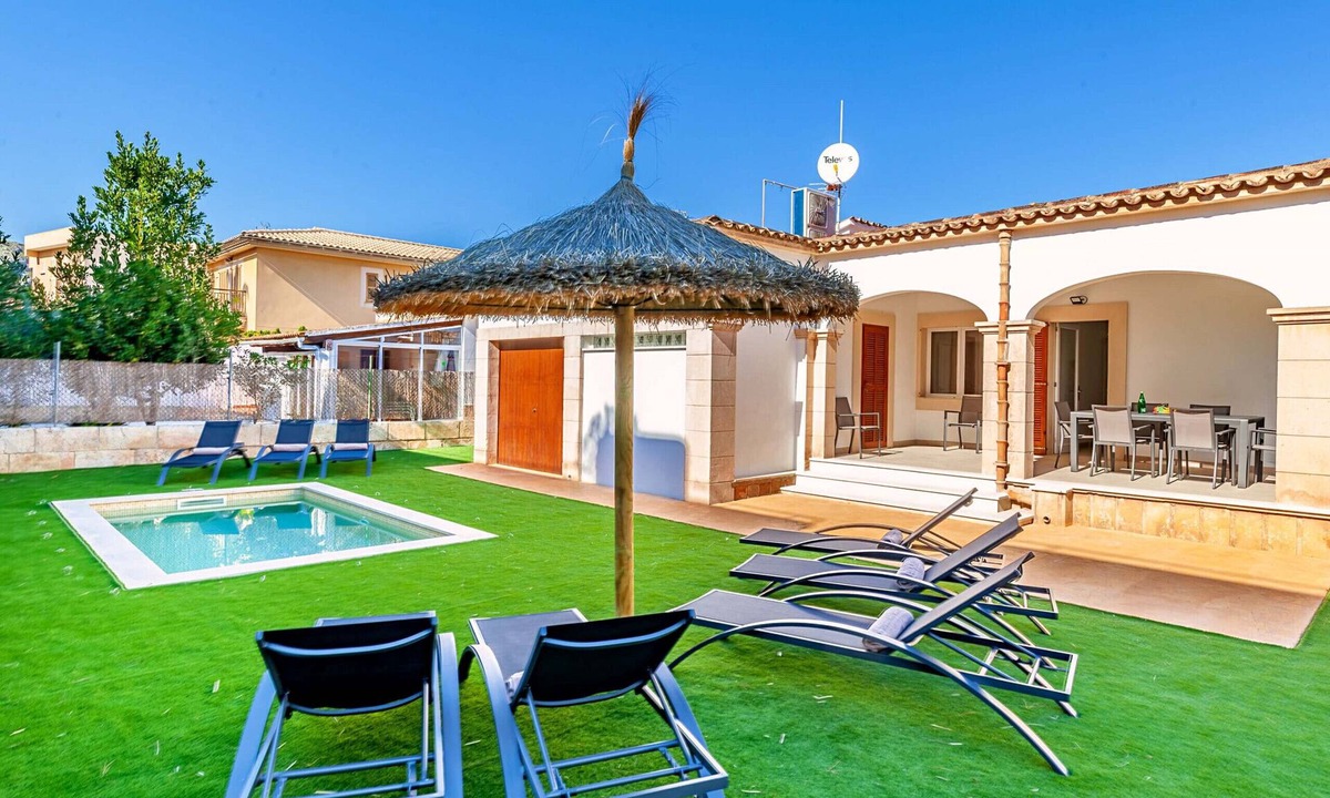 Alcudia Villa | Villa Amfora for 8 people