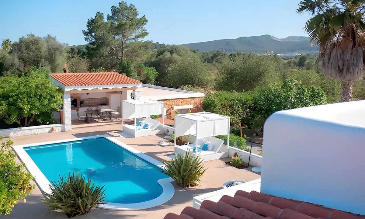 Sant Antoni de Portmany Villa | Villa 'Can Americano, 4 with Mountain Views, Wi-Fi and Air Conditioning