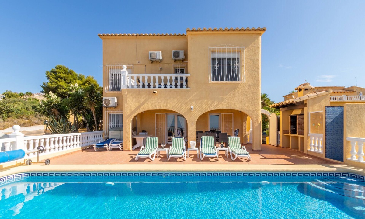 Cumbre del Sol Villa | Villa "Casa Maravilla" with Mountain and Sea Views and Private Pool