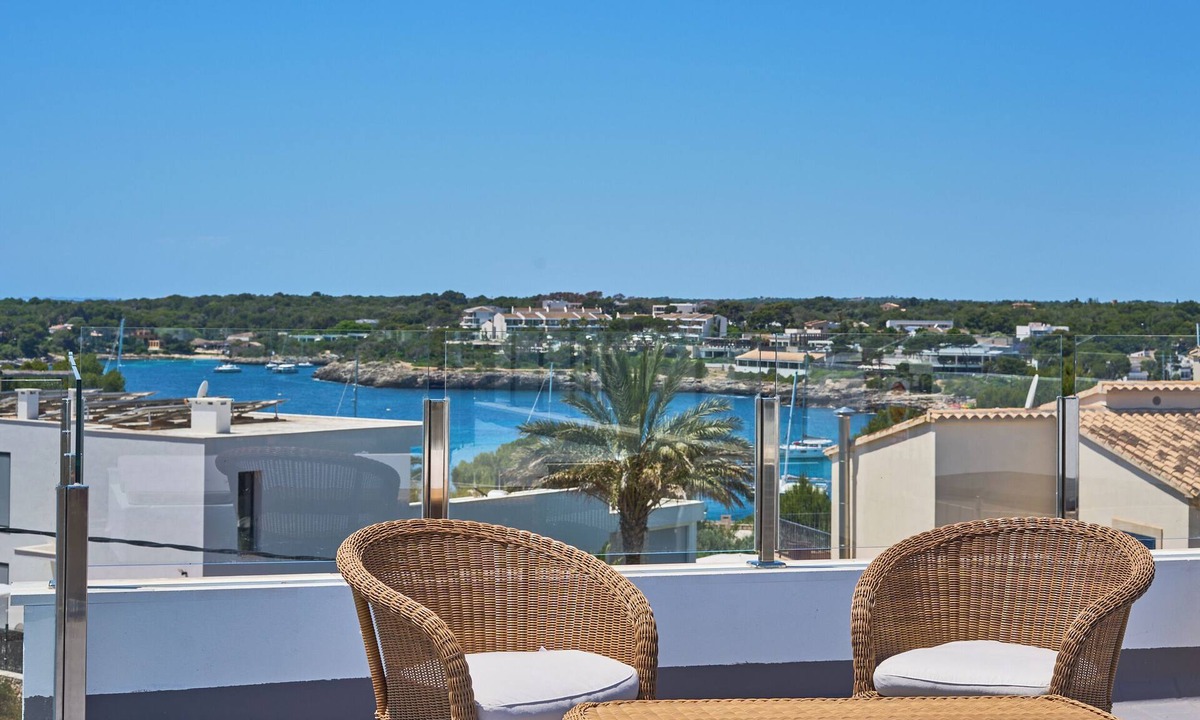 Portopetro House | Villa Clara-Guadi for 12 people, heated pool, air con, Wi-Fi, panoramic terrace