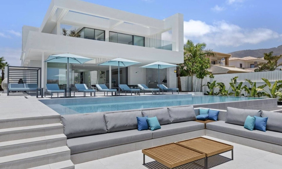 La Caleta Villa | Villa Delmare