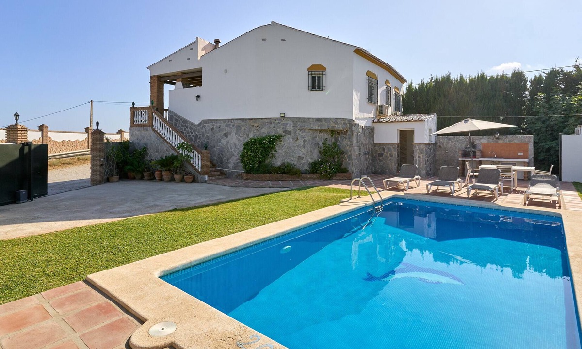 Frigiliana Villa | Villa 'El Peli' with Sea View, Wi-Fi and Air Conditioning