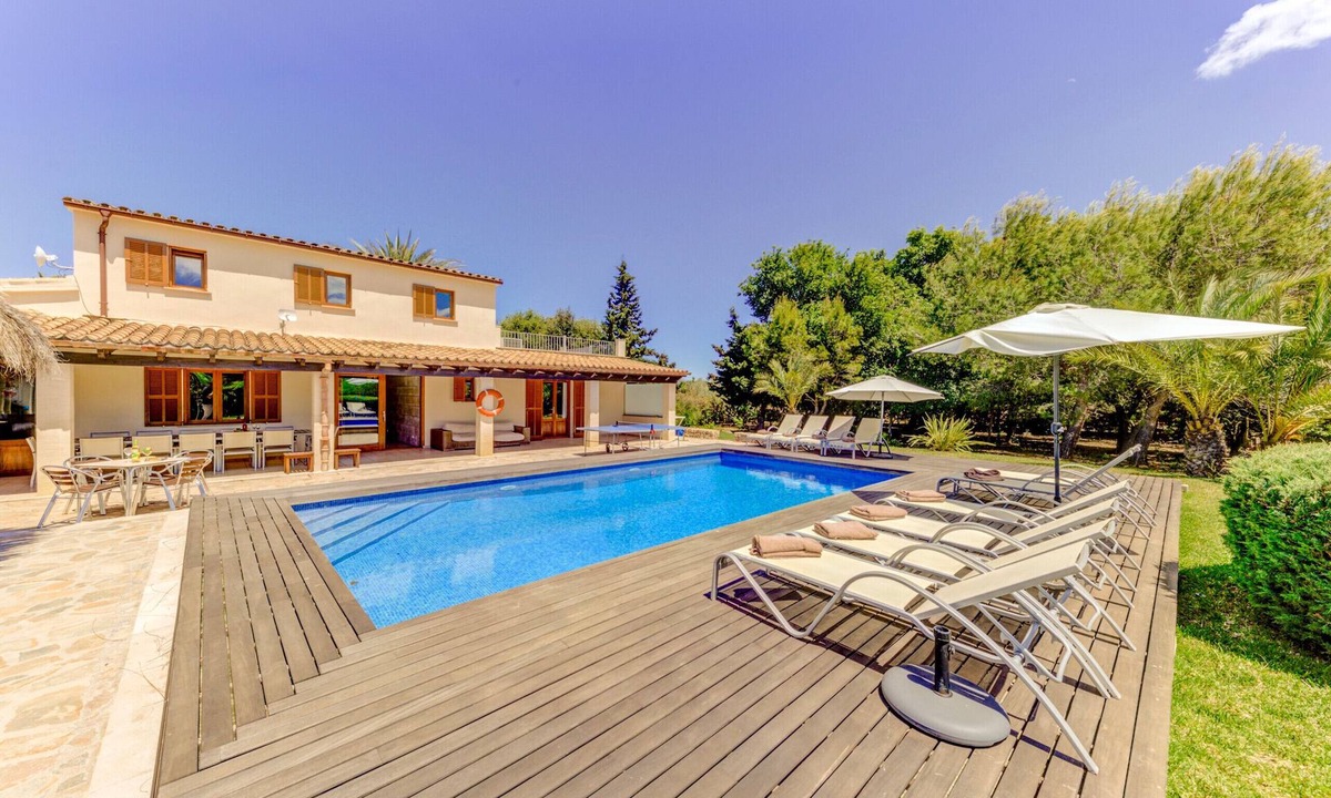 Puerto de Pollensa Villa | Villa Ponent for 8 people with pool and BBQ in the Pollensa countryside and near the beach.