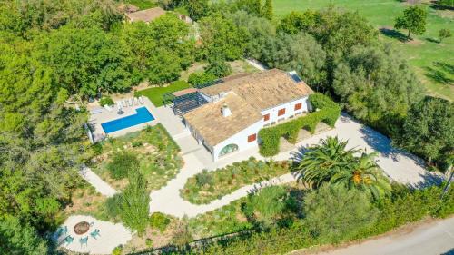 Puigpunyent Villa | Villa Roca Verde by Slow Villas