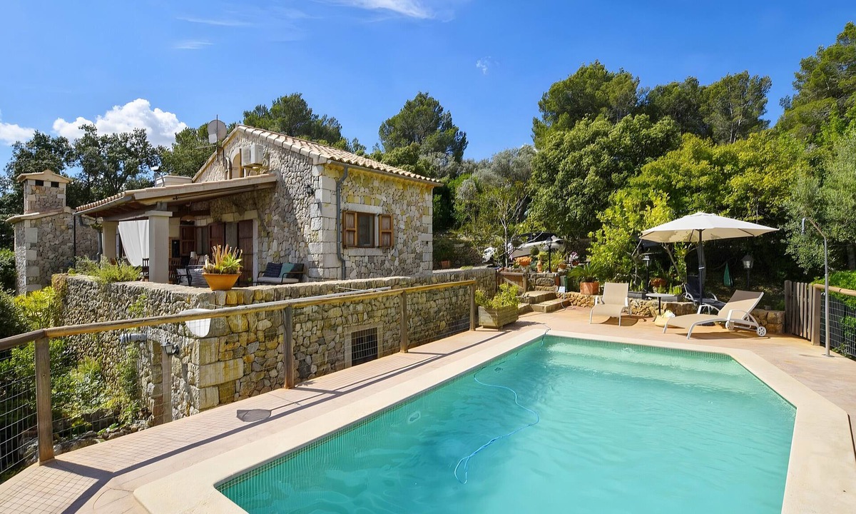 Selva Villa | Villa 'Sa Garriga De Can Barratot' with Mountain View, Wi-Fi and Air Conditioning