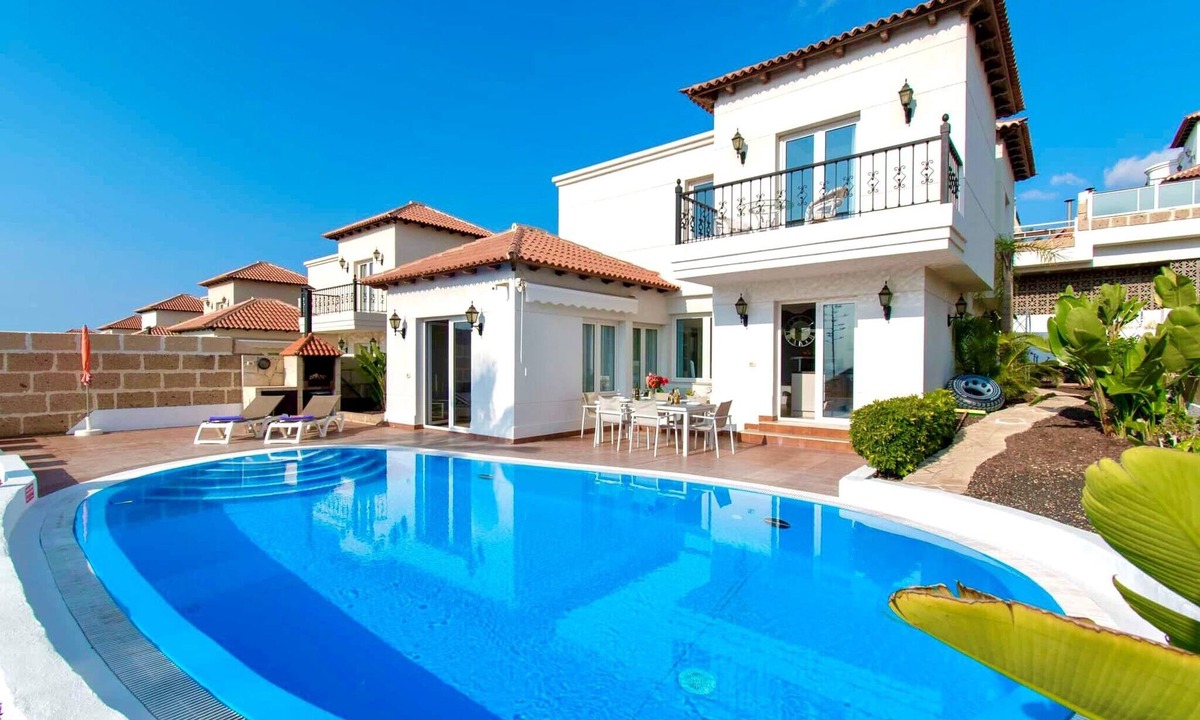 Chayofa Villa | Villa Simona by Tenerife Villas Online Co Uk