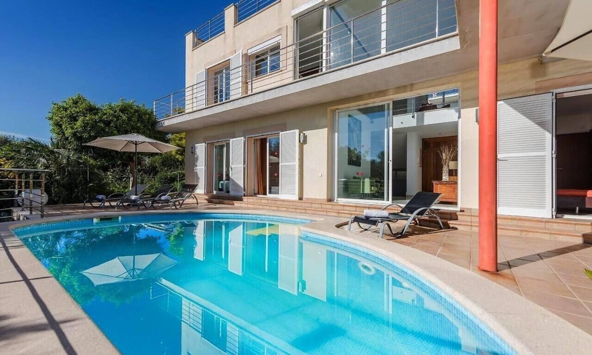 Alcanada Villa | Villa 'Vistafar ' with Sea View, Wi-Fi and Air Conditioning