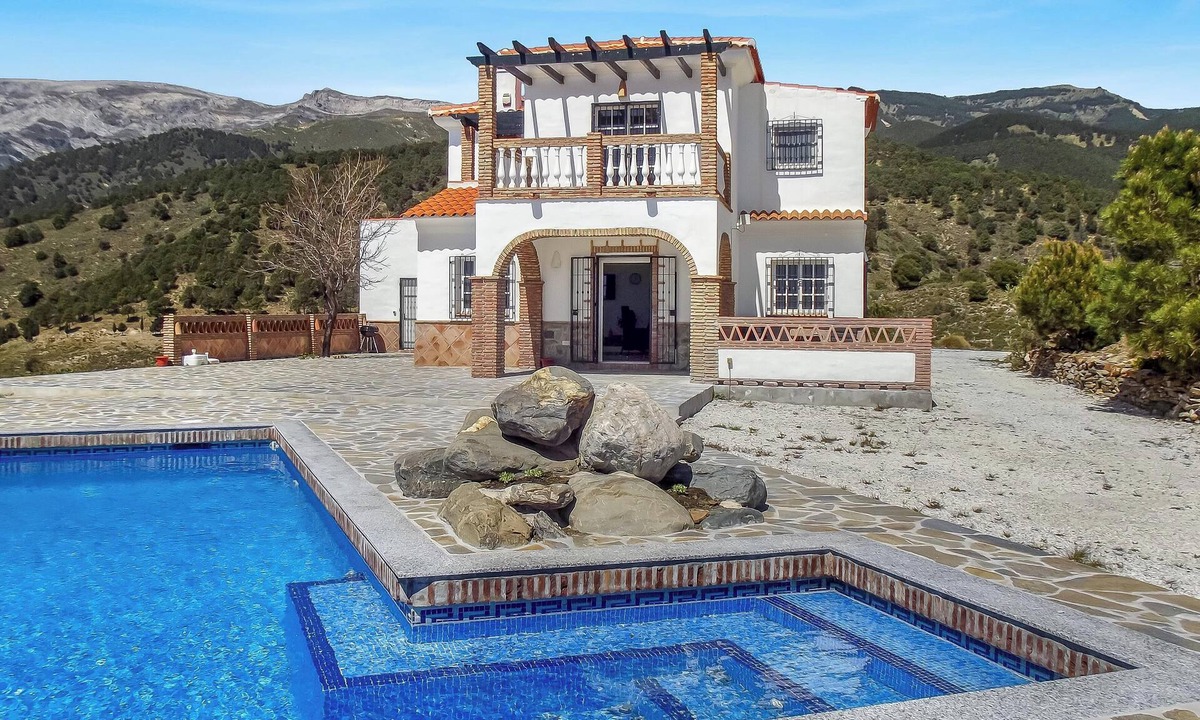 Canillas de Albaida House | Villa with panoramic views of the Mediterranean Sea in the mountains near.