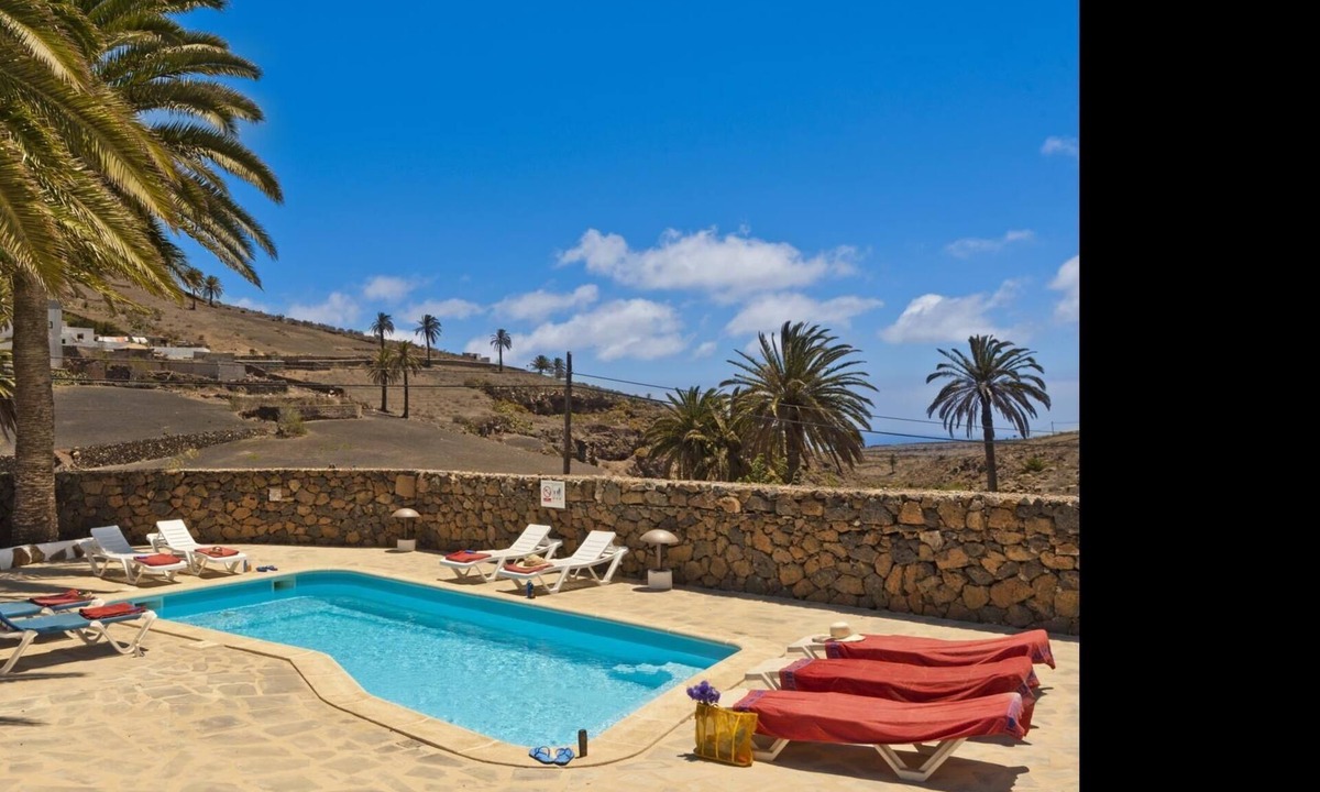 Haria Villa | Villas Finca la Crucita 3 Bedrooms