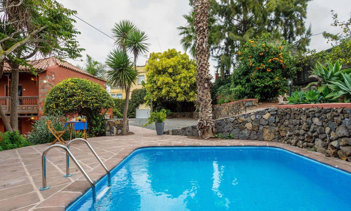 Los Gomez House | Wonderful private villa for 8 people with WIFI, private pool, TV, patio and panoramic view