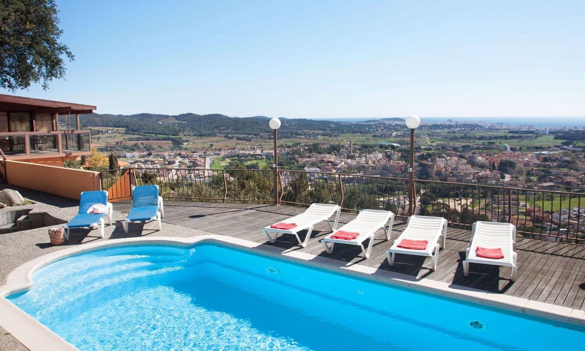 Calonge House | Wonderful private villa with private pool, WIFI, TV, terrace, pets allowed and panoramic view