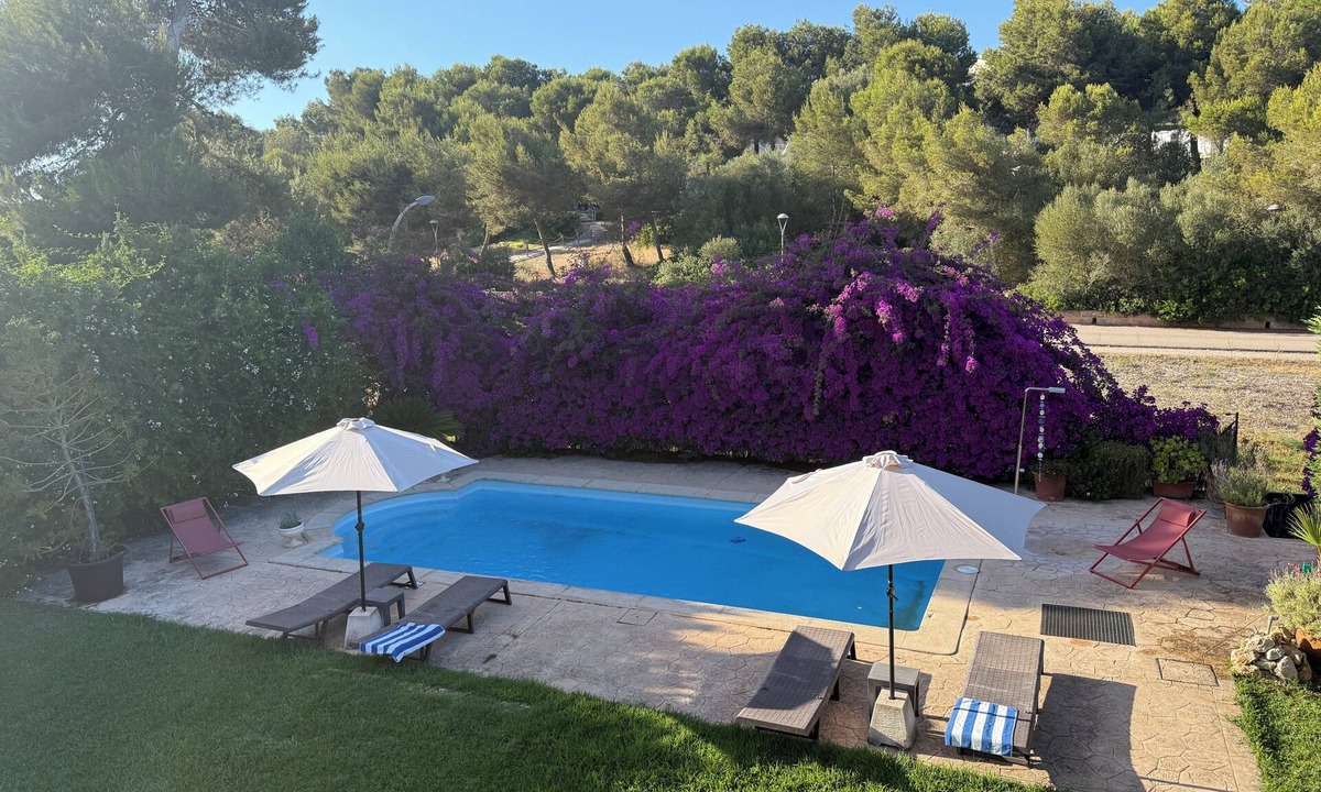 Cala Romantica House | Your Vacation in Cala Mendia. Sun, beach, and pool just a few meters from the coves.