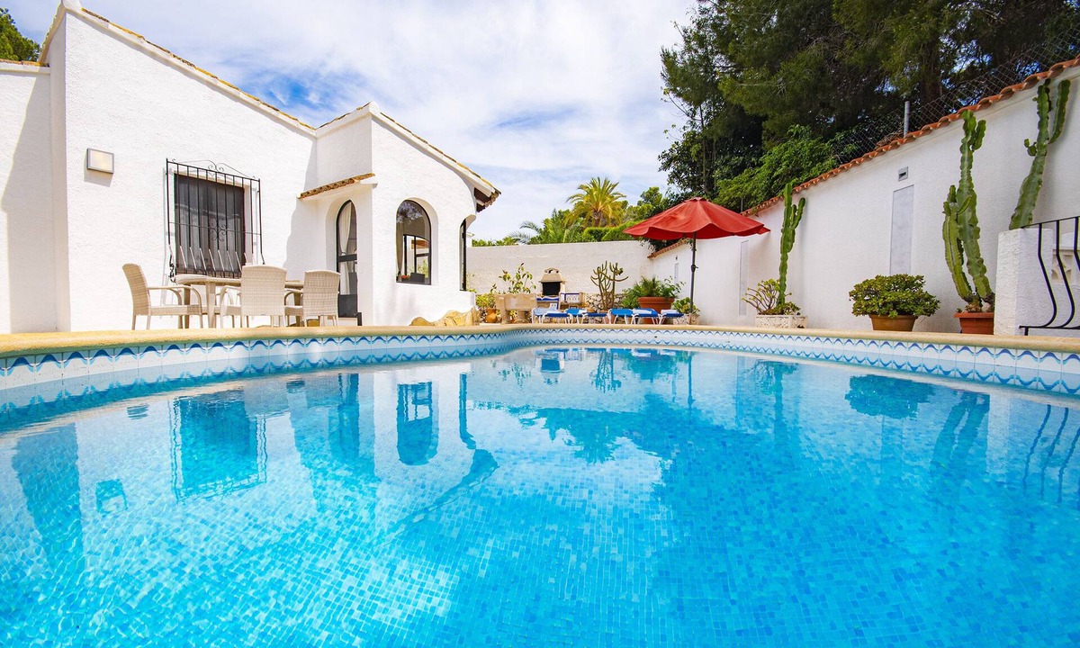 La Llobella Villa | Yvonne - private pool, privacy chill-out area