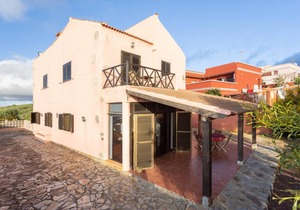 120 m² House ∙ 4 bedrooms ∙ 7 guests in El Sauzal