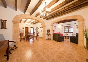 252 m² House ∙ 3 bedrooms ∙ 6 guests