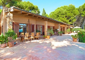 360 m² House ∙ 5 bedrooms ∙ 10 guests