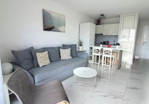 Sea View in Paradise Court