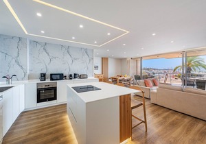 Vistamar III frontline sea Apt. in a prime location in Puerto Pollensa