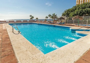 Welcome to this beautiful, family-friendly vacation home with panoramic views and shared pool.
