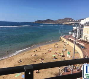 Las Canteras Beach 