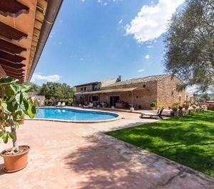 Holiday Algaida Persons Farmhouse 