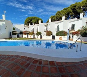 Pinos Menyber 