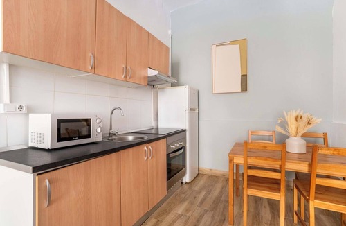 El Raval Apartment | 12 guests Private garden Duplex next to LasRamblas
