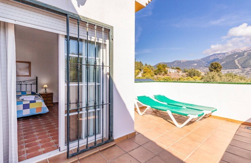 Alcaucin Apartment | 2 bedroom nice apartment in Alcaucín