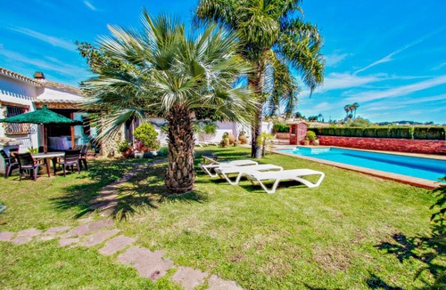 Canor Villa | 250 m² Villa ∙ 5 bedrooms ∙ 10 guests