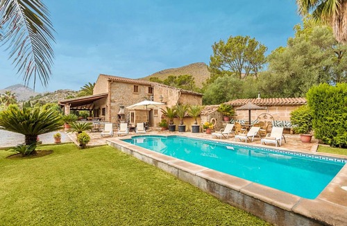 Les Palmeres House | 252 m² House ∙ 3 bedrooms ∙ 6 guests