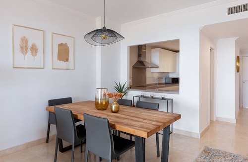 New Golden Mile Apartment | 2BR Middle Floor Apartment with Sea Views