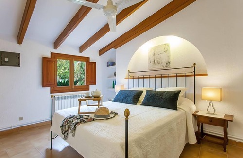 Pollensa Cottage | 3 bedroom country house with fruit garden, pool & outdoor kitchen.15 Mins Walk to Pollensa Old Town