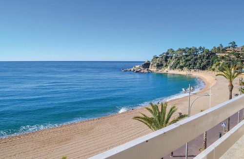 Lloret Town Center Apartment | 3 bedroom pet friendly apartment in Lloret de Mar