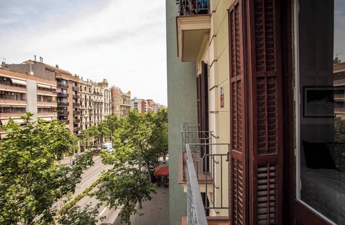 El Poble-sec Apartment | 31ABPAR1110 - Three Bedroom Apartment, Sleeps 4