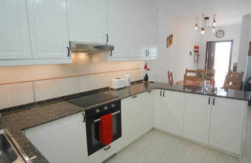 Costa Teguise Villa | 4 bedroom | 3 bathroom Villa in Costa Teguise, close to amenities