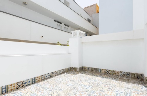 San Isidro Apartment | 4 Moderno Edificio Emilia