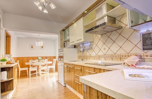 Puerto de la Cruz House | 4BR Wellness Villa | Pool, Sauna, Gym