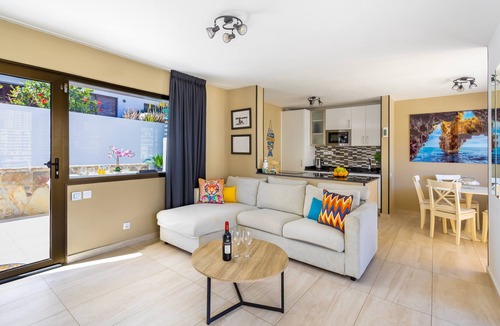 Puerto Rico Apartment | 5min walk from the beach! Modern renovated apartment with pool. CASA LINC