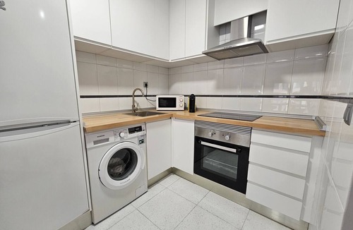 La Corredoria y Ventanielles Apartment | 627A ALQU TEMPORADA Moderno Apto en Oviedo centro