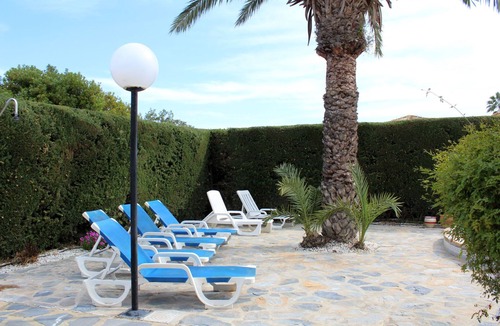 Villamartin Villa | A large Luxury 4 bed private villa just a few min walk to the Villamartin Plaza