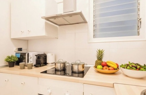 Esquerra de l'Eixample Apartment | Acomodis Apartments - Nice 24-Bedroom Group Flat 12-Baths | Sleeps up to 46