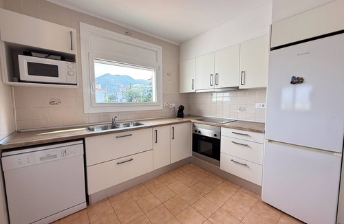 Roses Town Center House | Agi Villa Grecs Casa for rent in Roses Girona.