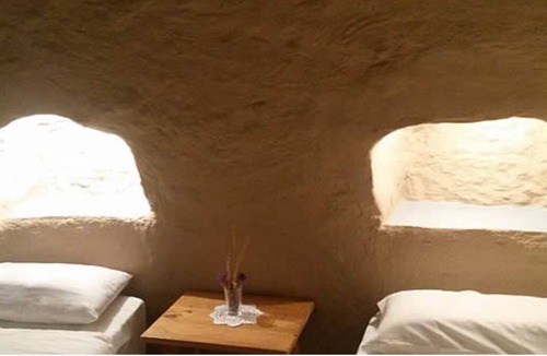 Baza Cabin | Al Jatib Caves - Cave 5