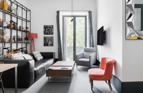 Museo Apartment | Alemaison High-End Historic center with 2 balconie